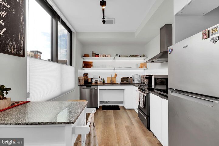 Property Photo: 700 Roeder Road 101 MD 20910