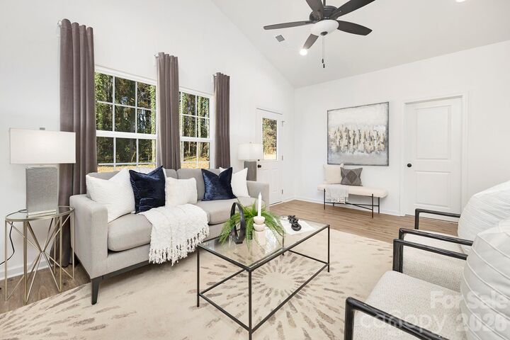 Property Photo:  6920 Ridge Lane Road  NC 28262 