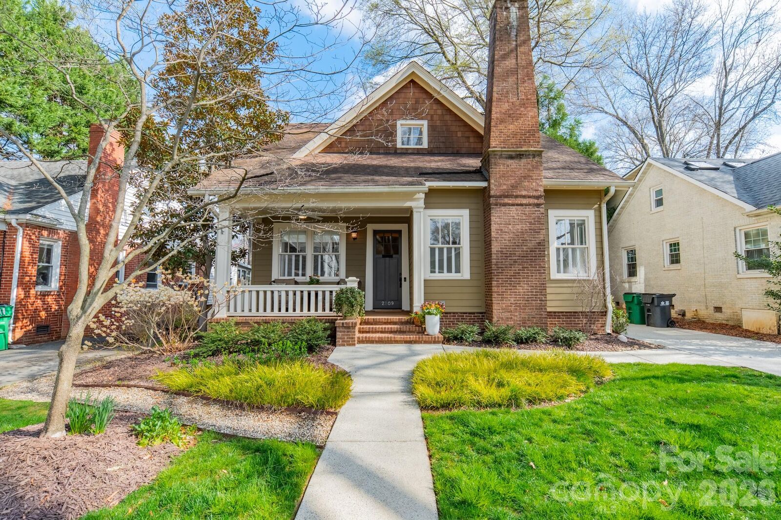 Property Photo:  2209 Bay Street  NC 28205 