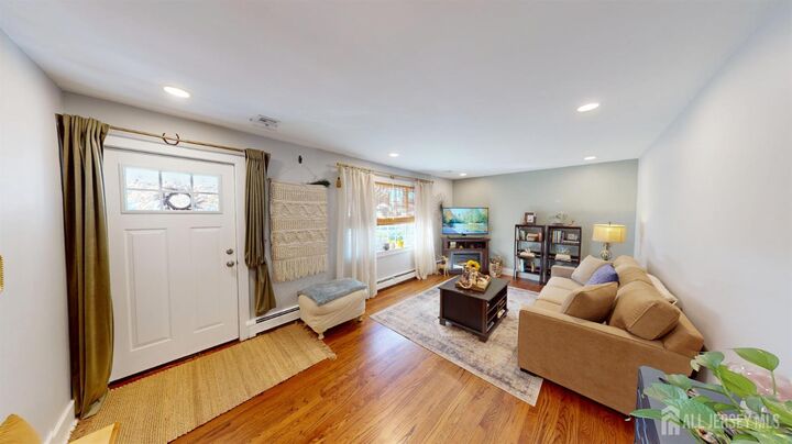 Property Photo:  40 E Sherman Street  NJ 08831 