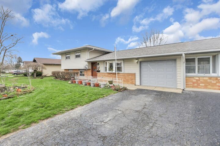 Property Photo: 308 Electric Avenue OH 43081