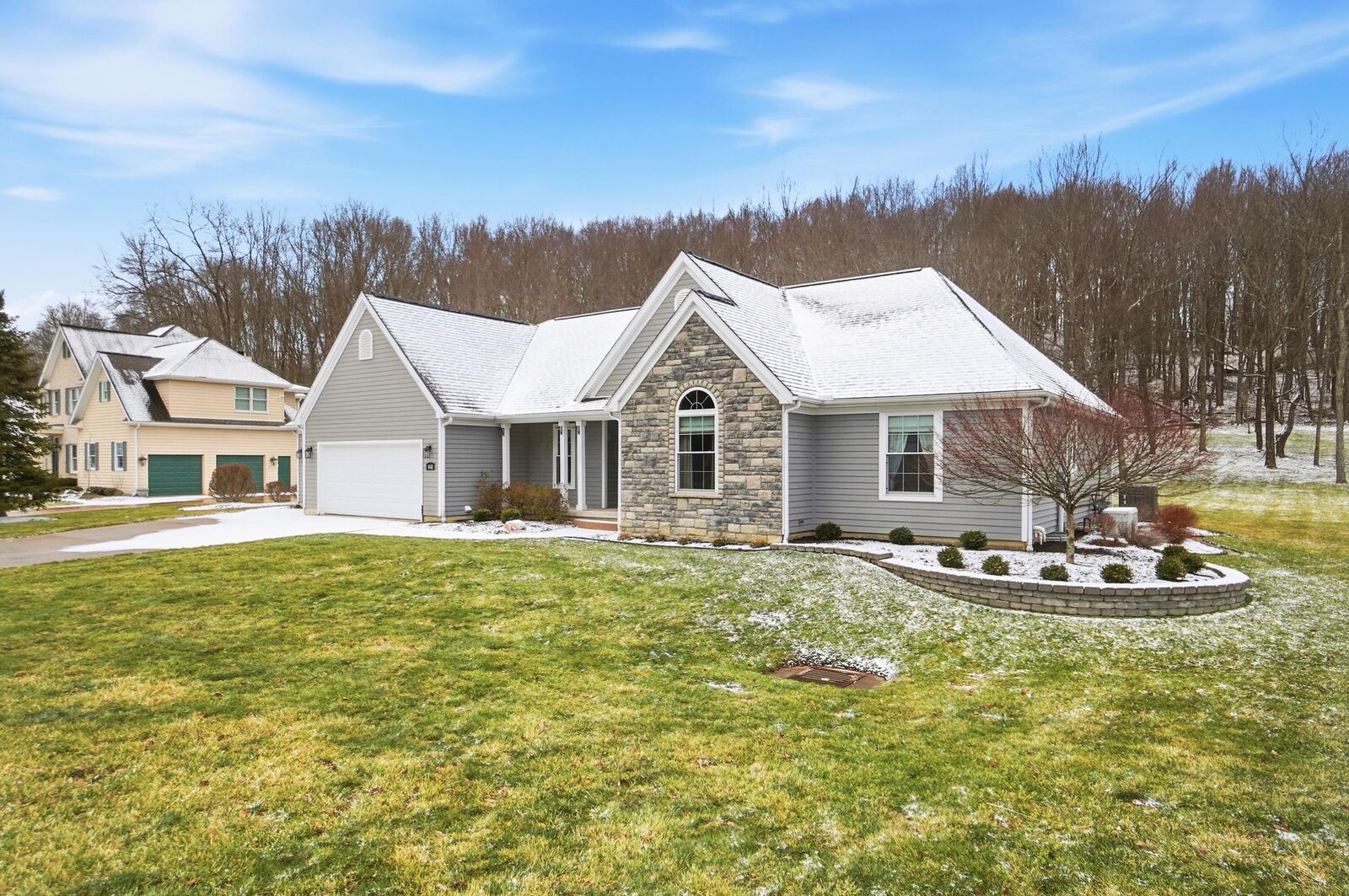 Property Photo:  441 Gleneagles Drive  OH 43055 