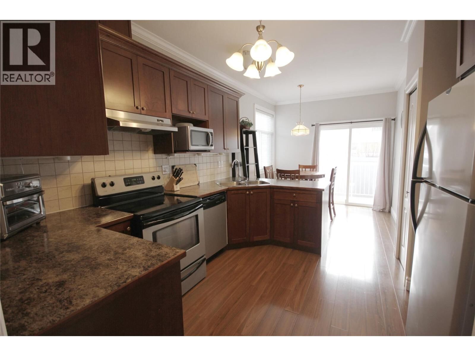 Property Photo: 3011 South Main Street 101 BC V2A 5J7
