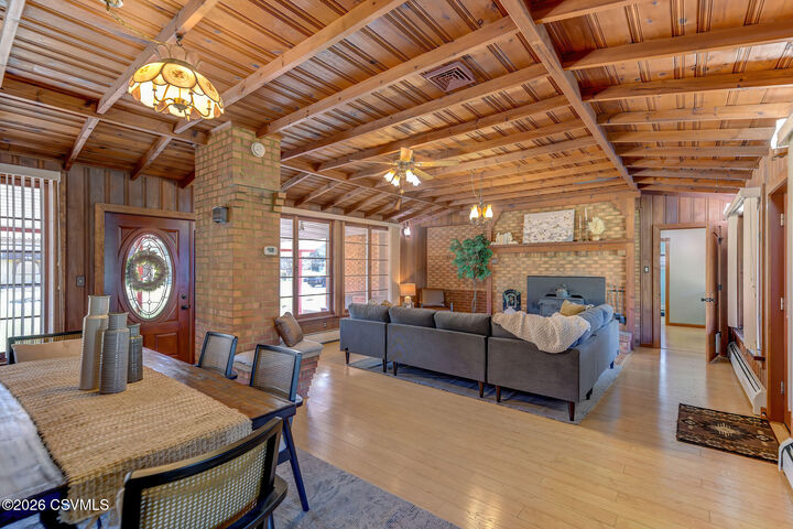 Property Photo:  4 Willow Lane  PA 17815 