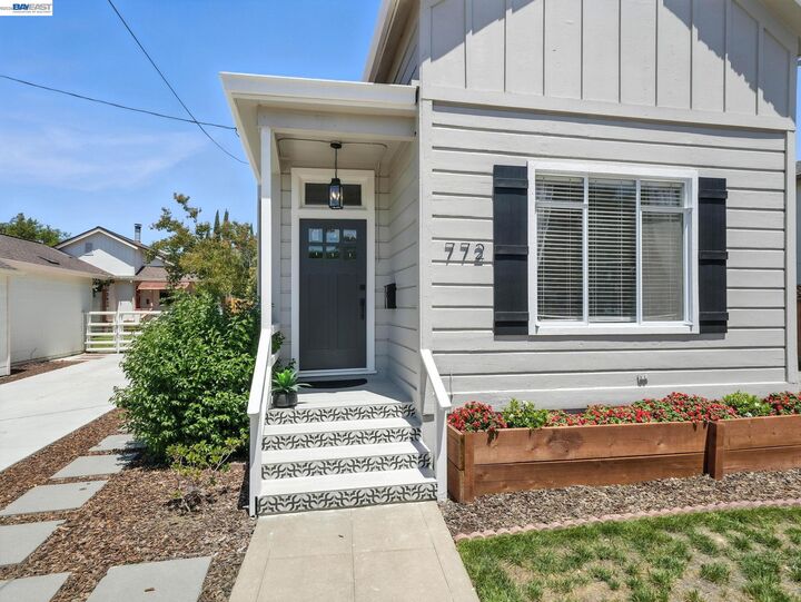 Property Photo:  772 McLeod St  CA 94550 