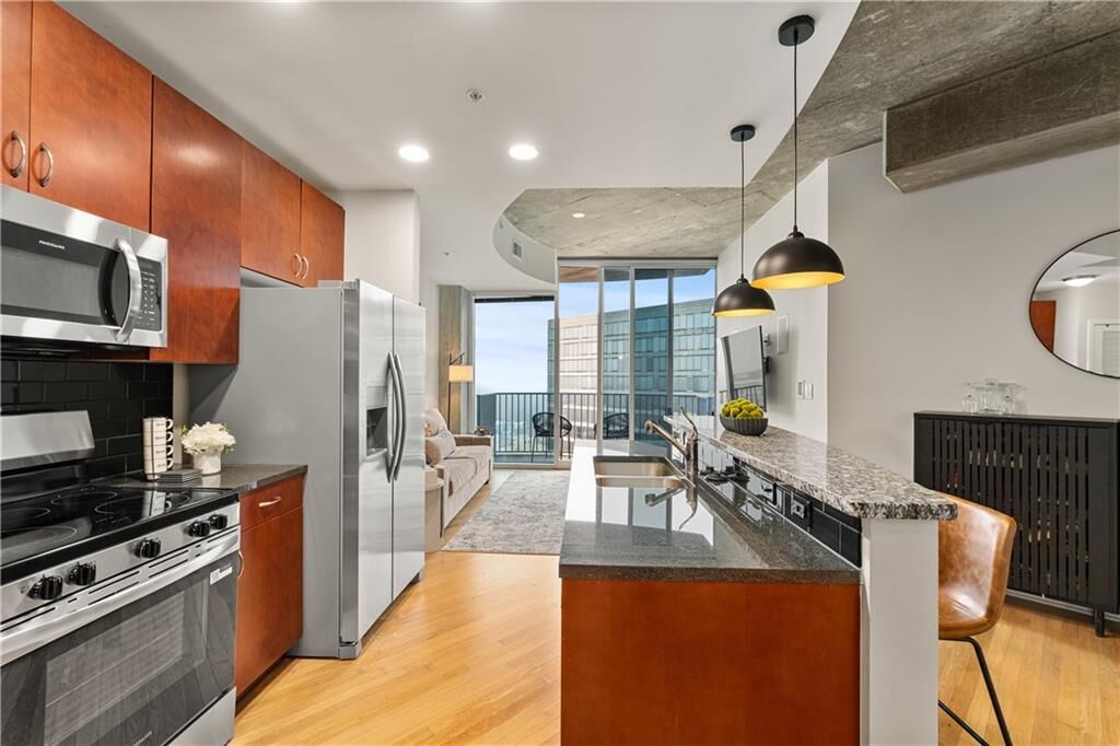 Property Photo:  400 West Peachtree Street 3214  GA 30308 
