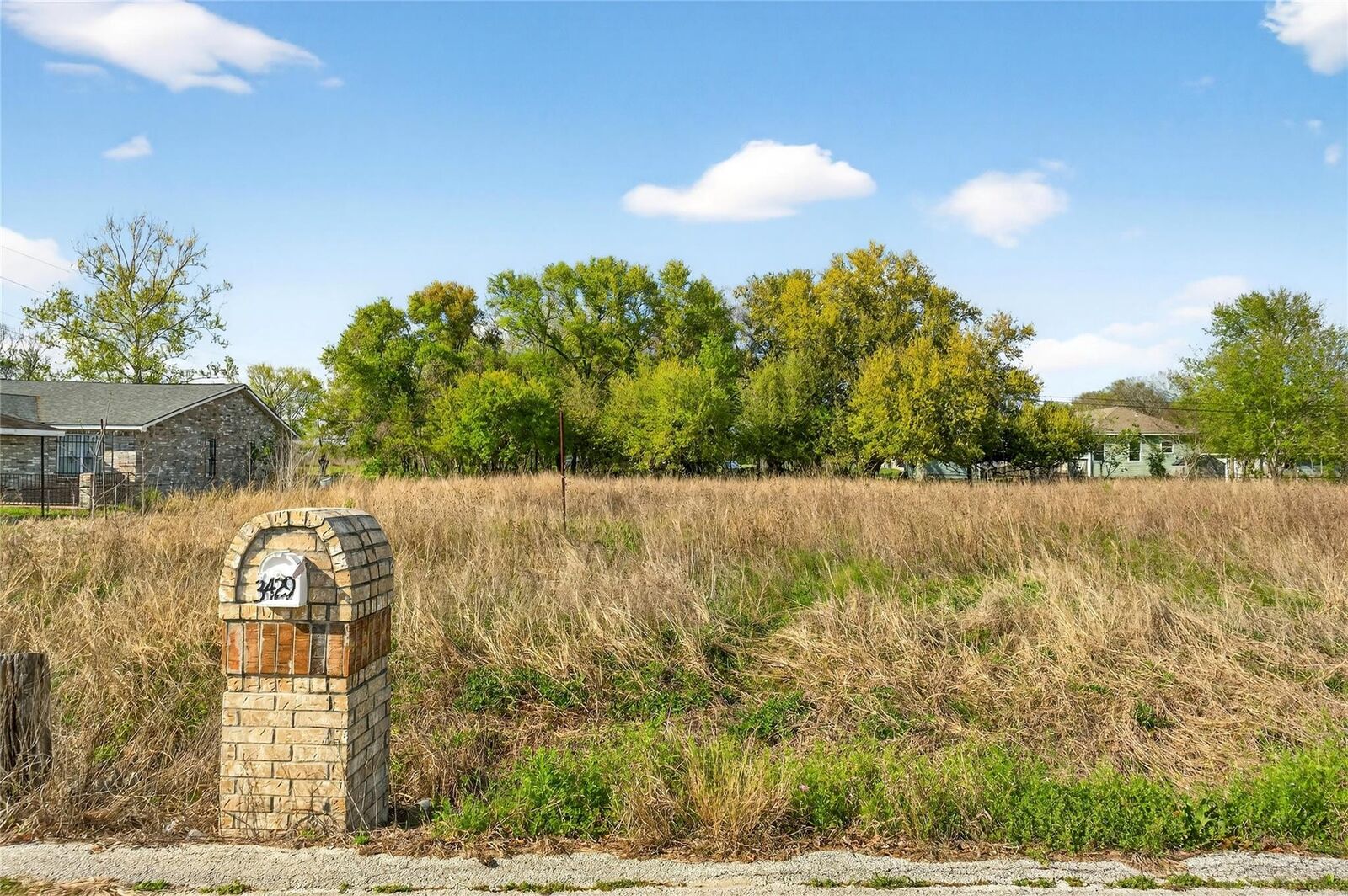 Property Photo: 0 2nd Avenue N TX 77590