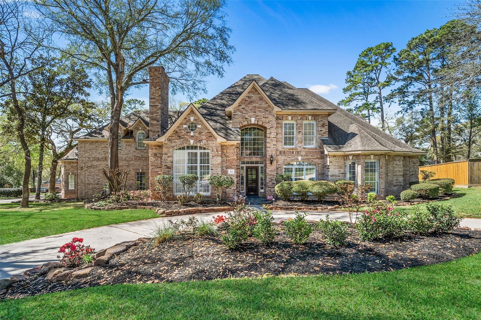 Property Photo:  22 Royal Dalton Circle  TX 77304 