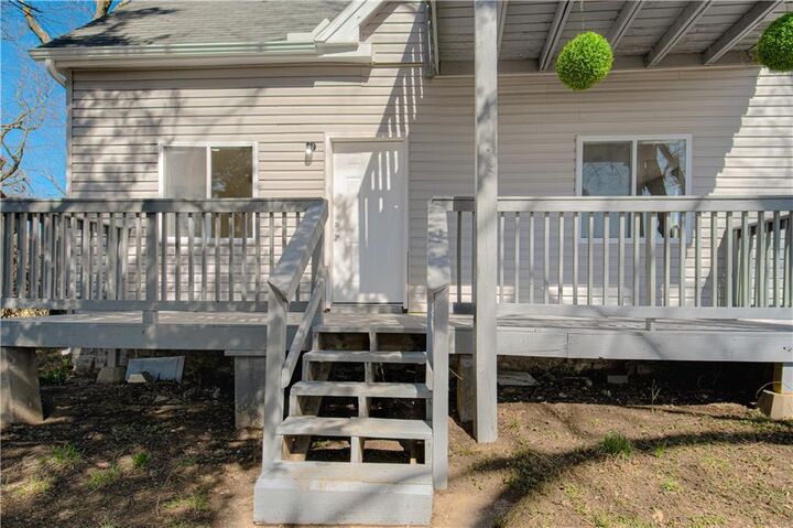 Property Photo:  510 Summit Street  MO 64024 