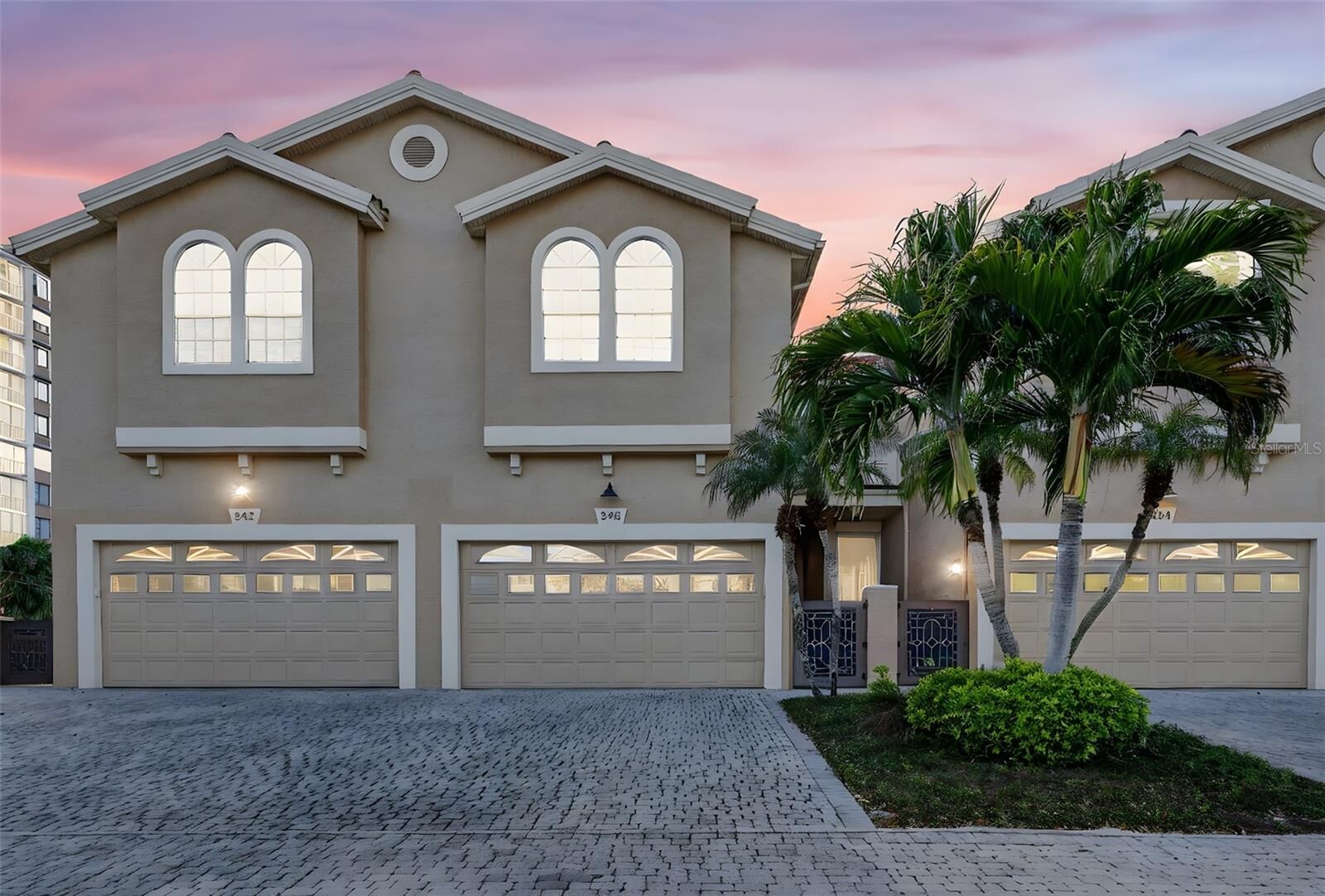 Property Photo:  348 Larboard Way  FL 33767 