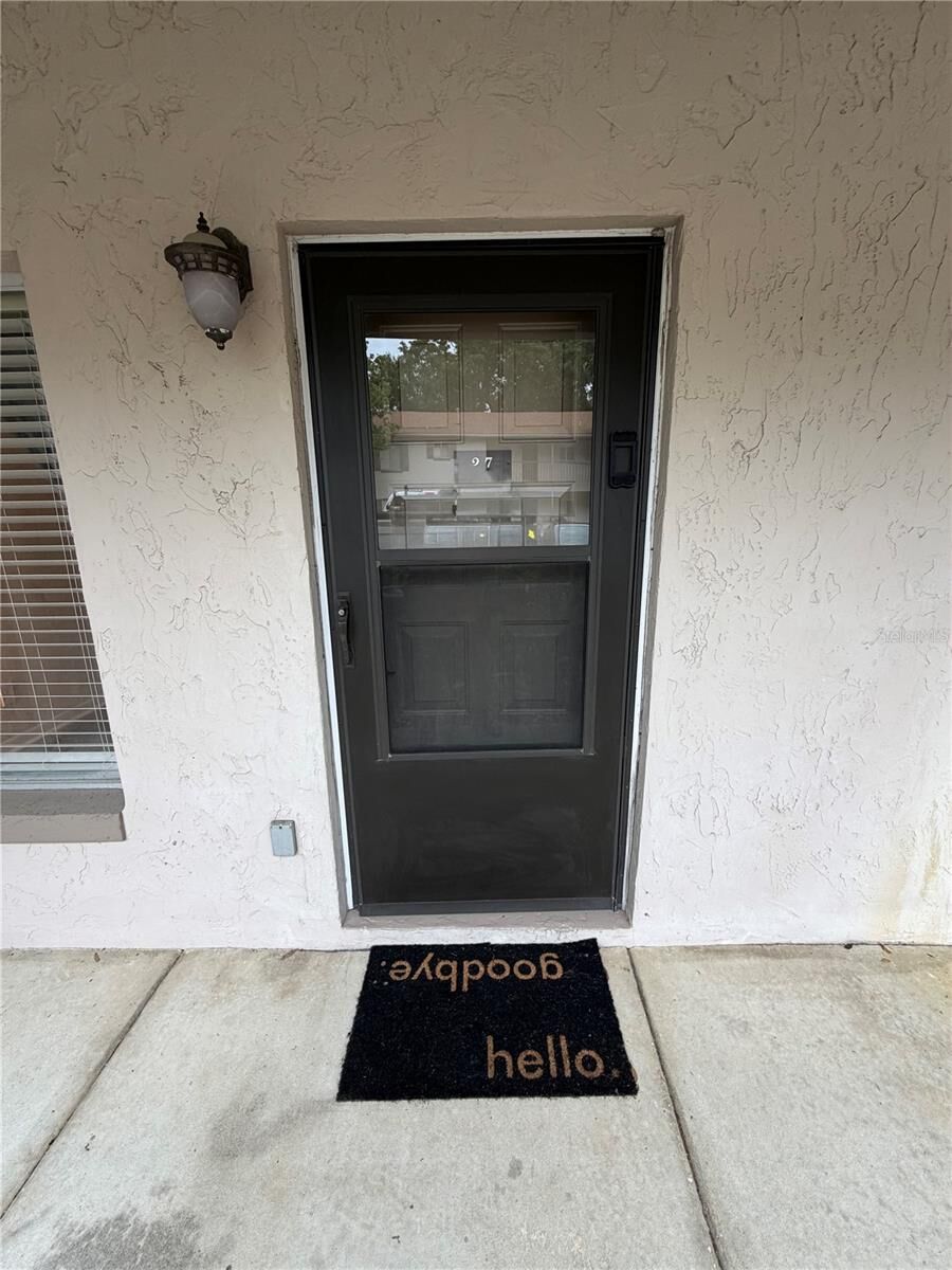 Property Photo: 2025 San Marcos Drive SE 27 FL 33880