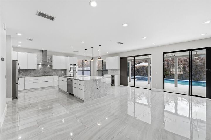 Property Photo: 3335 Red Ash Circle FL 32766