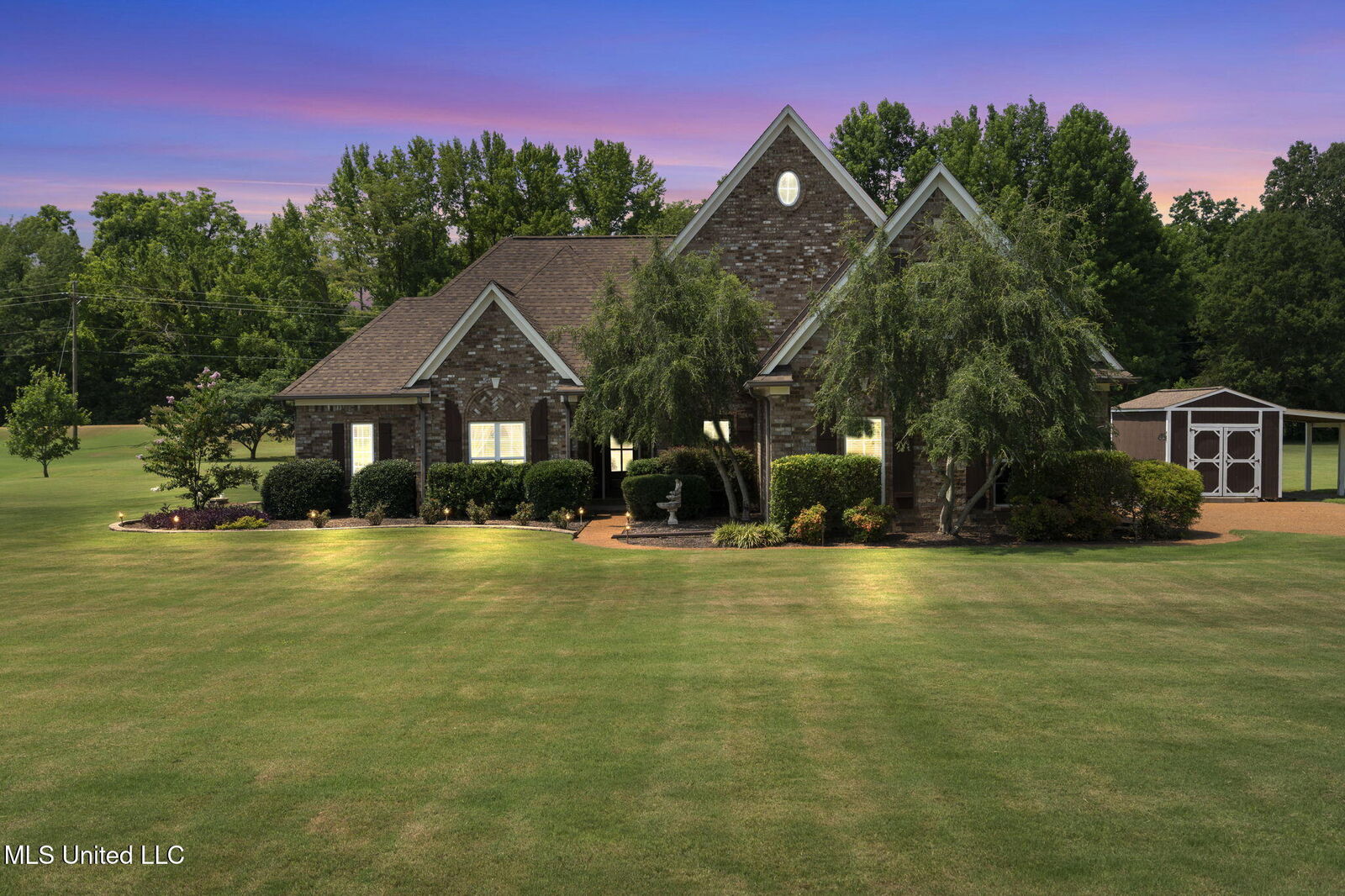 Property Photo:  10080 Green Forest Drive  MS 38632 