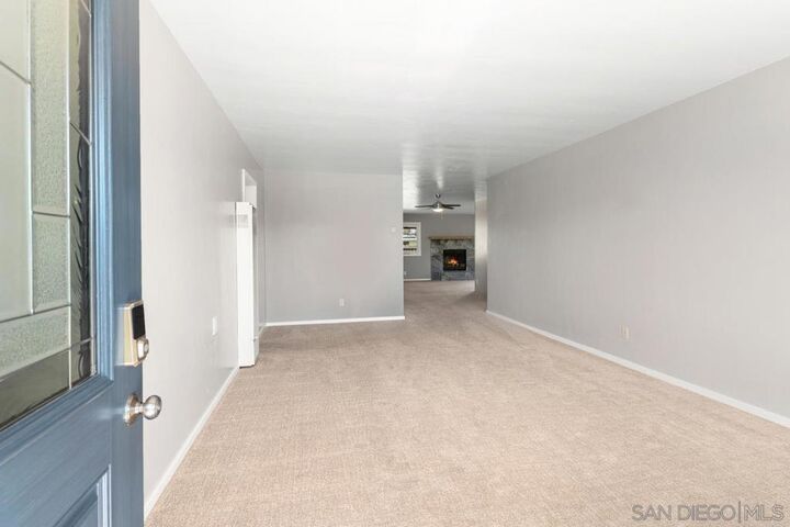 Property Photo: 468 Manor CA 92020