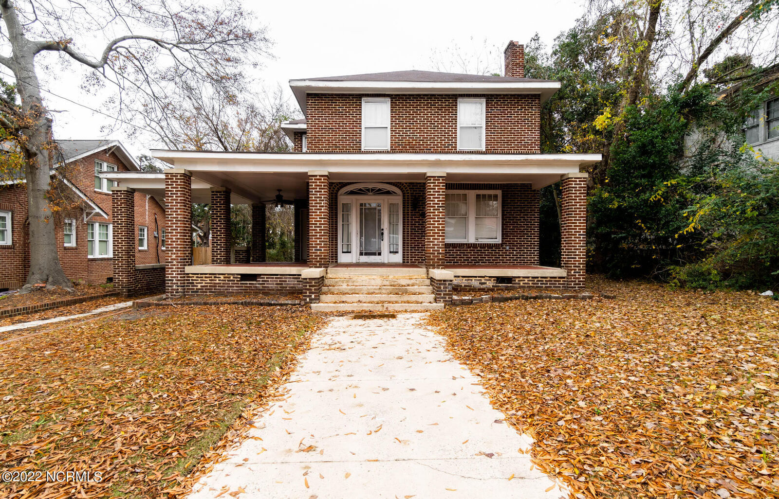 Property Photo:  606 Hill Street  NC 27801 
