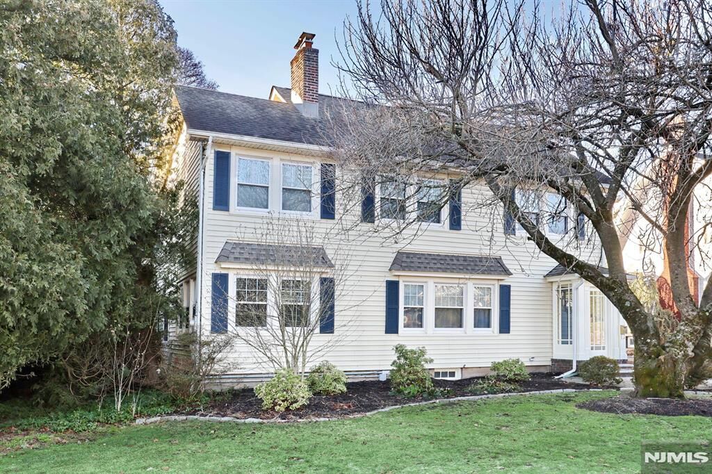 Property Photo:  500 Rock Road  NJ 07452 