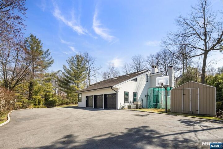 Property Photo:  1 Hemlock Drive  NJ 07626 