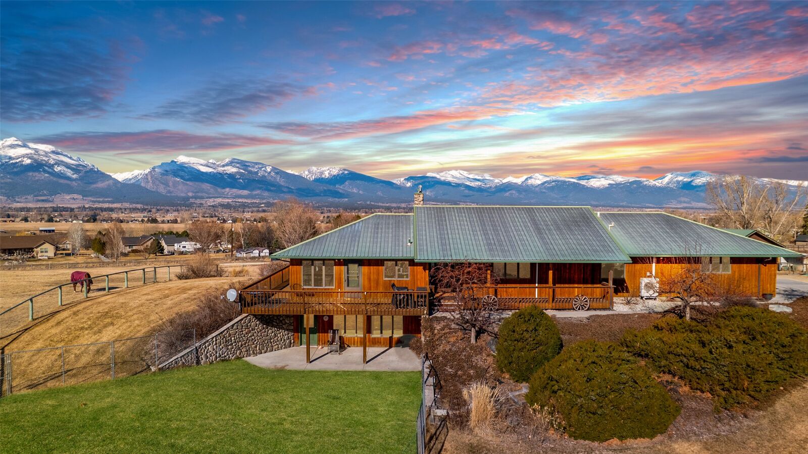 Property Photo: 675 Warbler Lane MT 59828