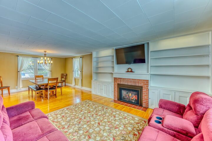 Property Photo:  166 Bethlehem Road  NH 03561 