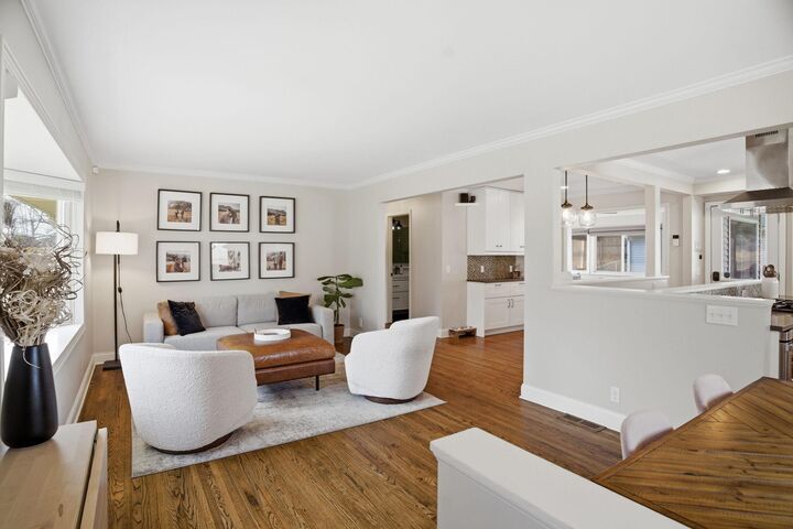 Property Photo:  3100 Pennsylvania Avenue S  MN 55426 