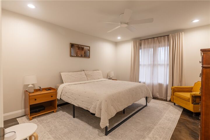 Property Photo:  1839 S 11th Place  AR 72756 