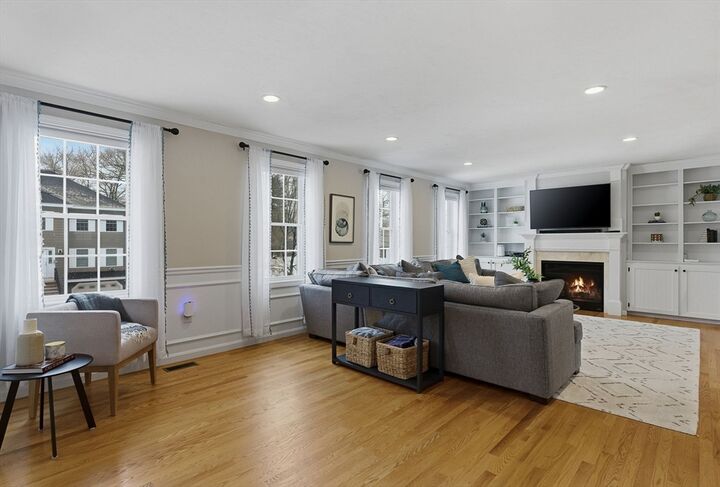 Property Photo:  41 Glenvale Ave  MA 01821 