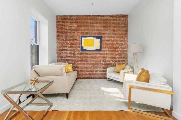 Property Photo:  28 Worcester Sq 3  MA 02118 