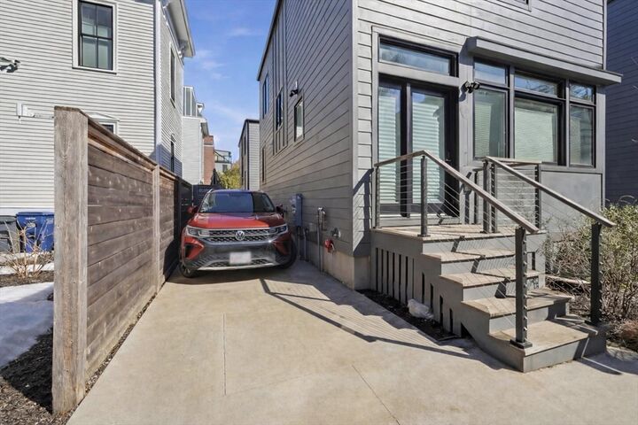 Property Photo:  6 Richardson St 6  MA 02139 