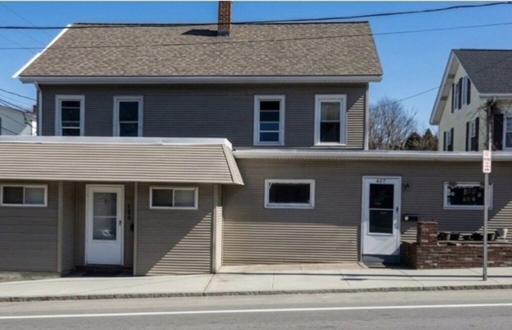 Property Photo: 407-409 Broad St RI 02864