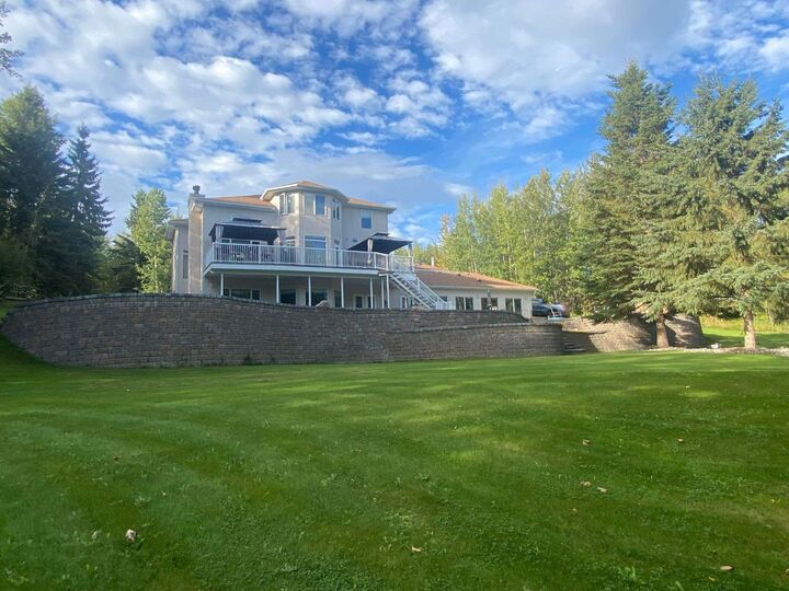 Property Photo: 29 594028 Range Road 125 AB T7S 1P1