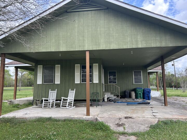 Property Photo: 312 Barbara Hill LA 70657