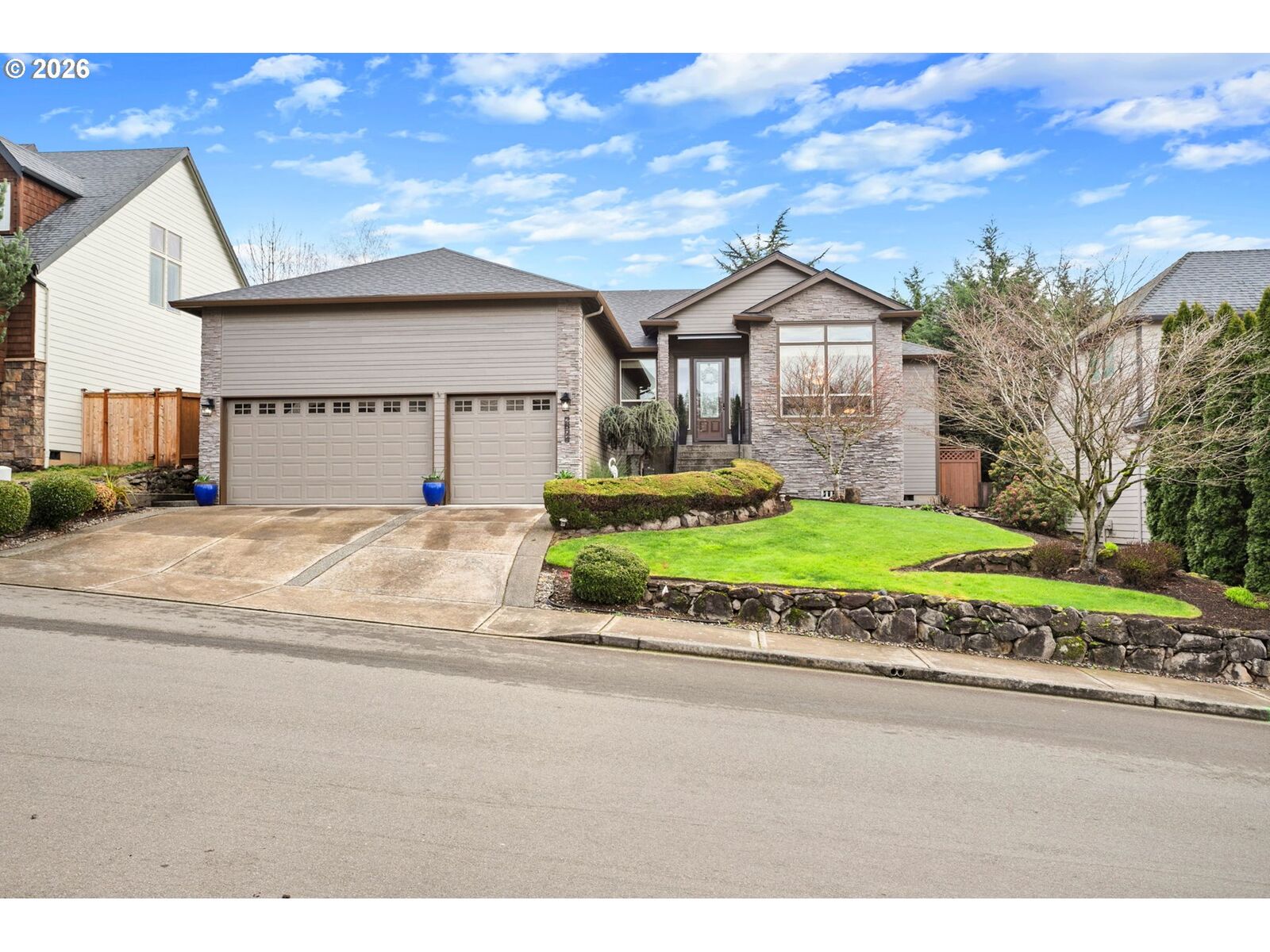 Property Photo:  2594 34th St  WA 98671 