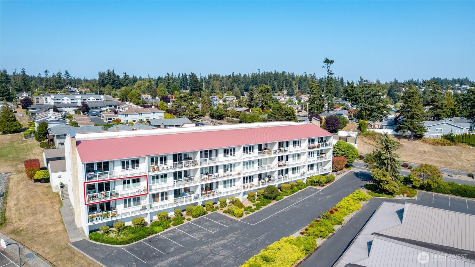 Property Photo:  1800  Skyline Way 206  WA 98221 