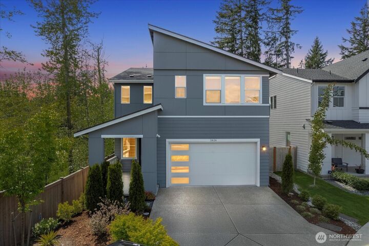 Property Photo:  1616  96th Drive SE  WA 98258 