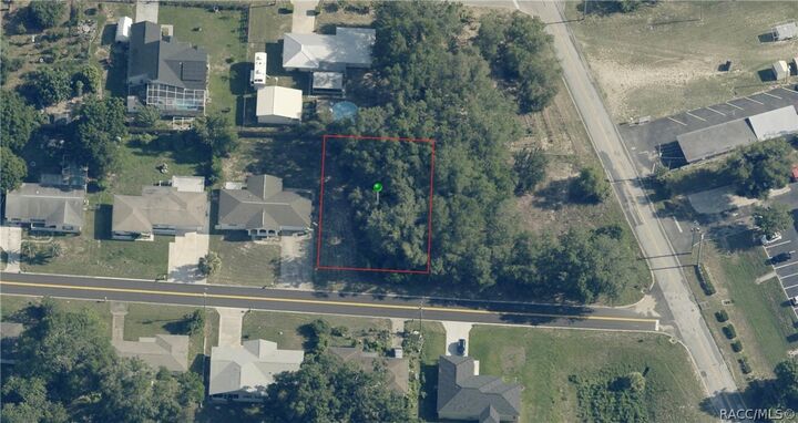 Property Photo:  916 Spruce Street  FL 34452 