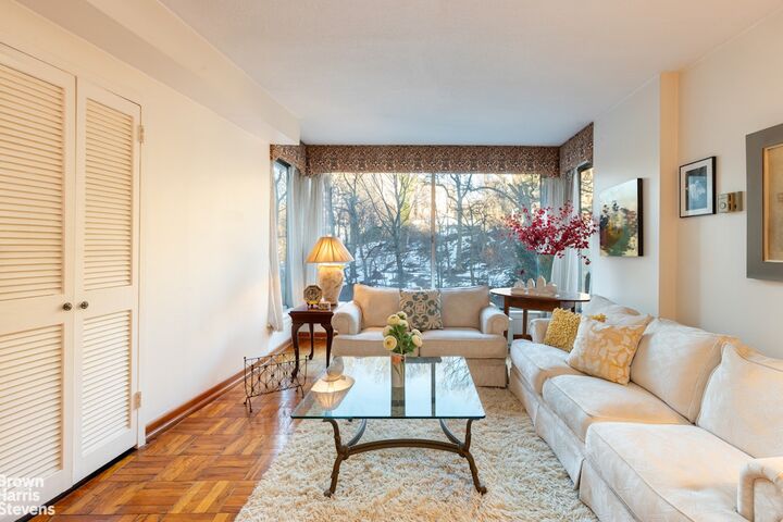 Property Photo:  4455 Douglas Avenue 7A  NY 10471 