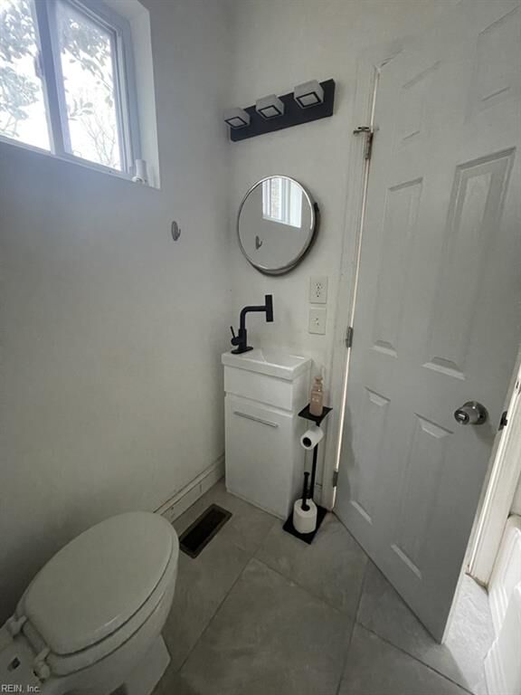 Property Photo:  4639 Bankhead Ave  VA 23513 