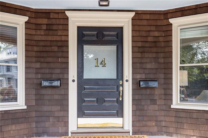 Property Photo:  14 Greenough Place A  RI 02840 