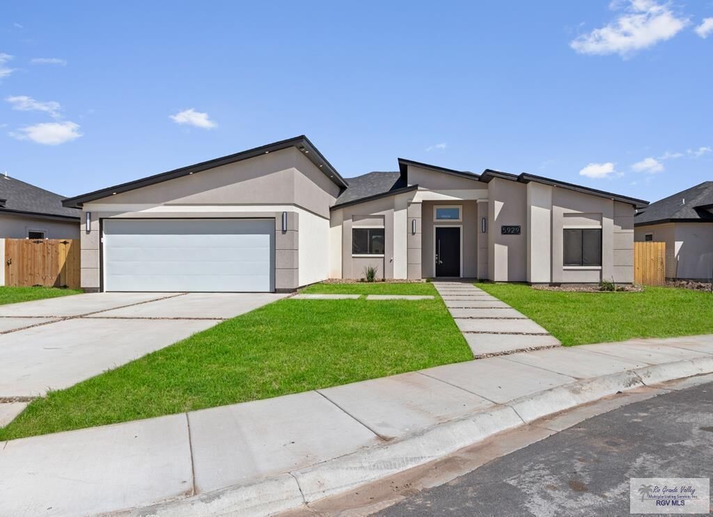 Property Photo: 5929 Willow Palm Court TX 78526