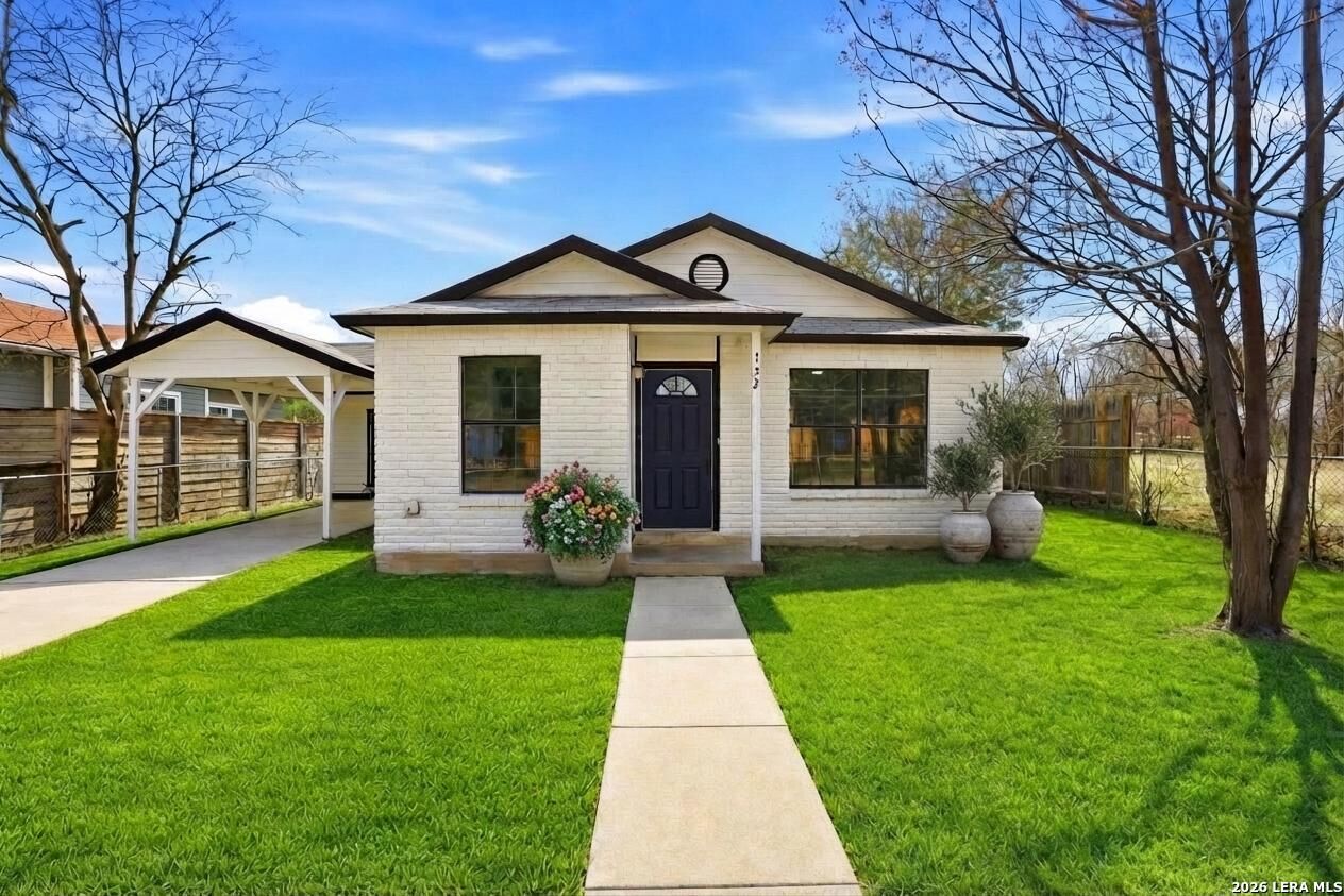 Property Photo:  132 University  TX 78201 