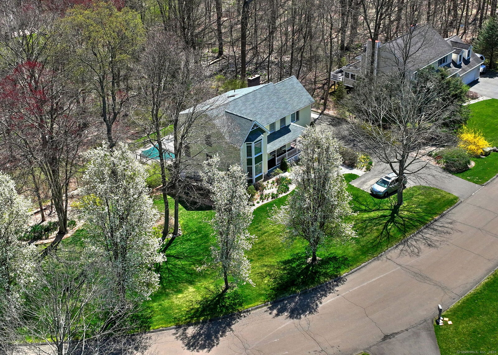 Property Photo: 920 Green Circle CT 06477