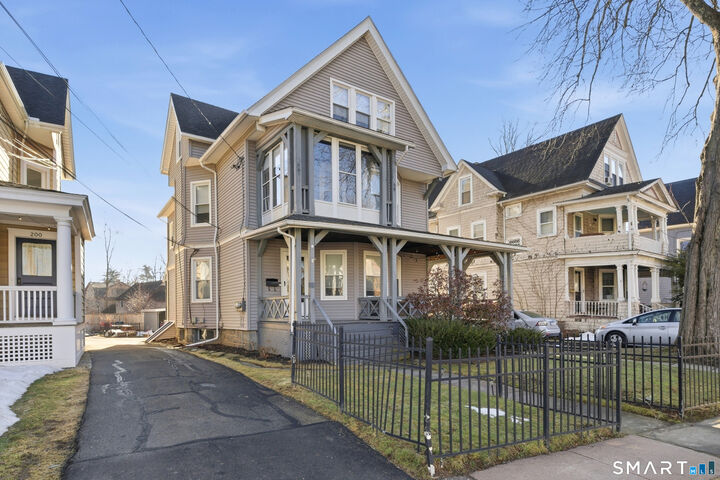 Property Photo: 198 Oxford Street CT 06105