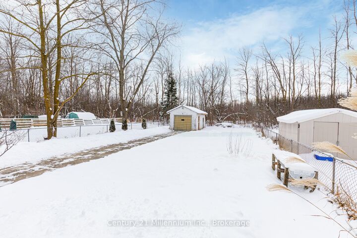 Property Photo:  509 Tenth Street  ON L9Y 2L7 