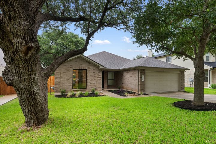 Property Photo:  608 Haleys Cove  TX 78641 