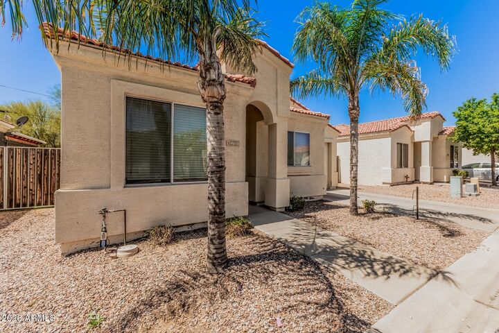 Property Photo:  120 N Warren Street  AZ 85207 