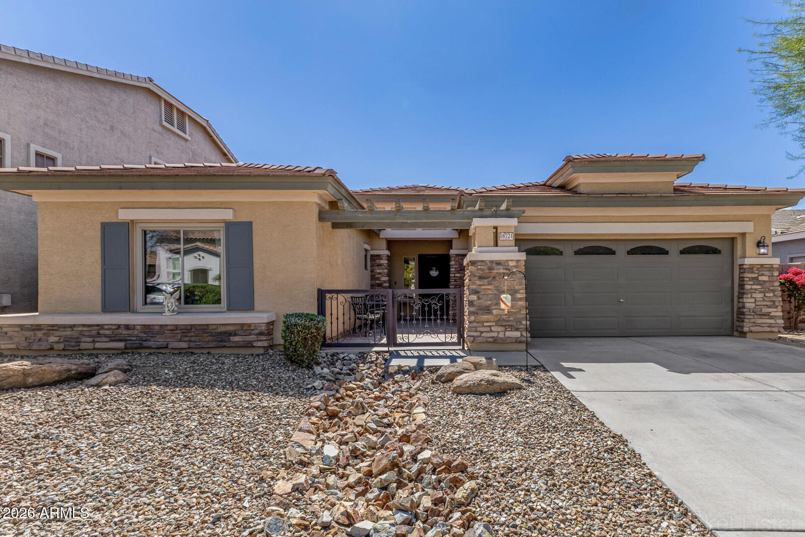 Property Photo:  18721 E Swan Drive  AZ 85142 