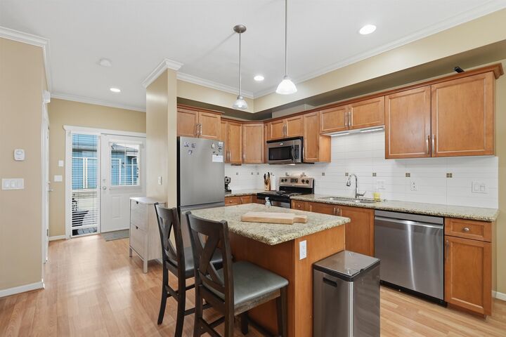 4910 Central Avenue 7 — photo 1