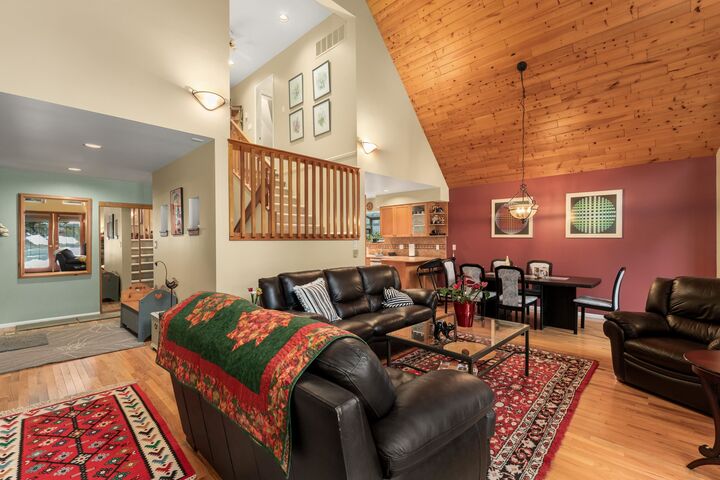 Property Photo: 2813 Clifftop Lane BC V8E 0A8