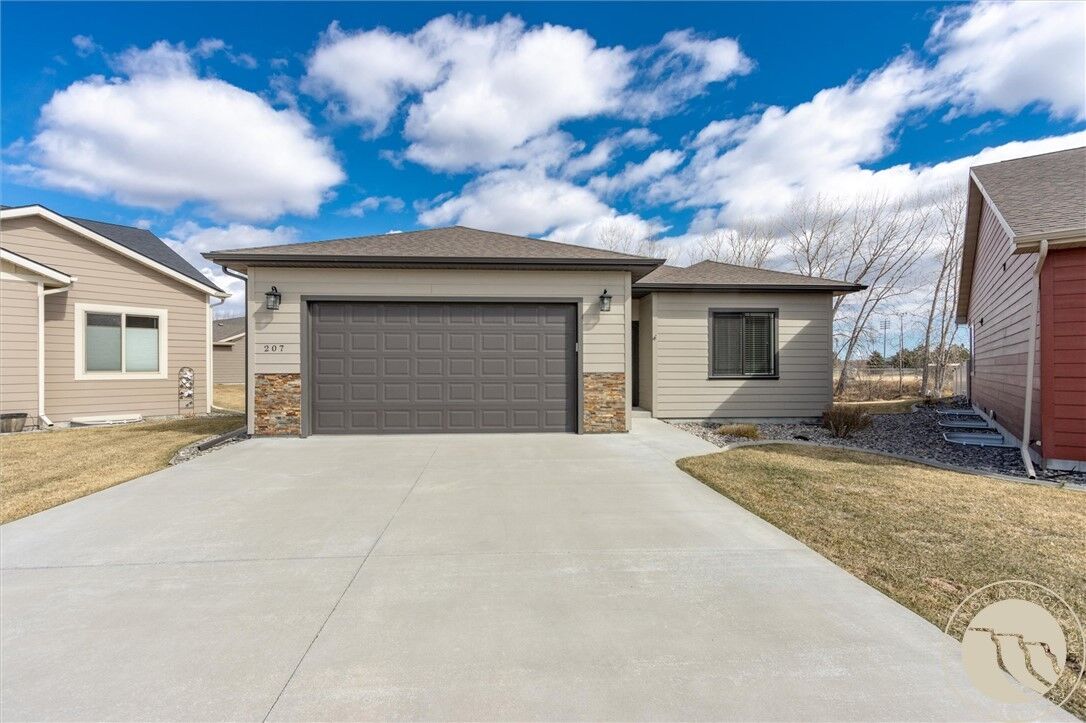 Property Photo:  207 Boston Hill Rd Road  MT 59102 