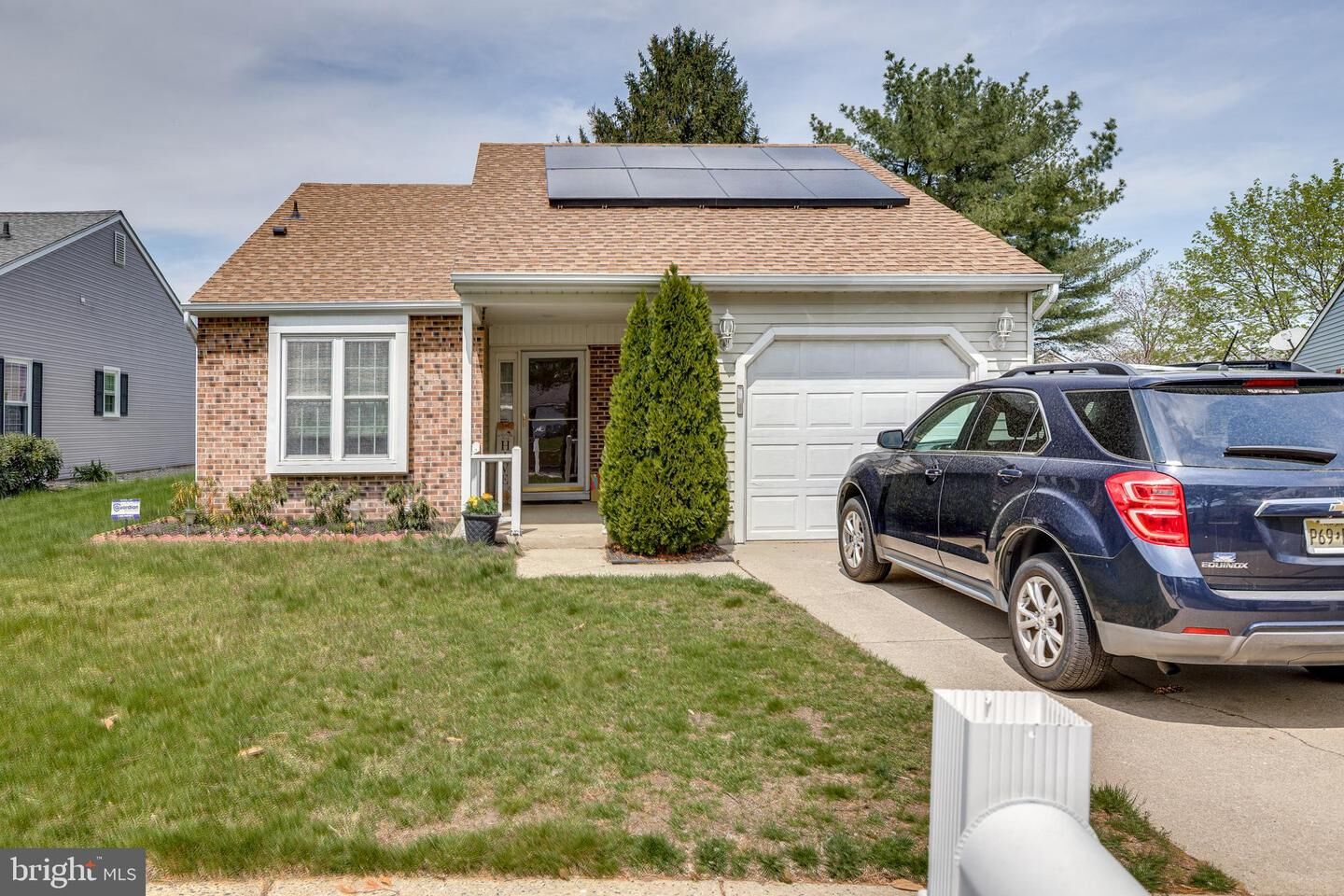 Property Photo:  3 Newtown Court  NJ 08054 